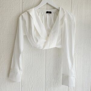 Micas White Cropped Blouse